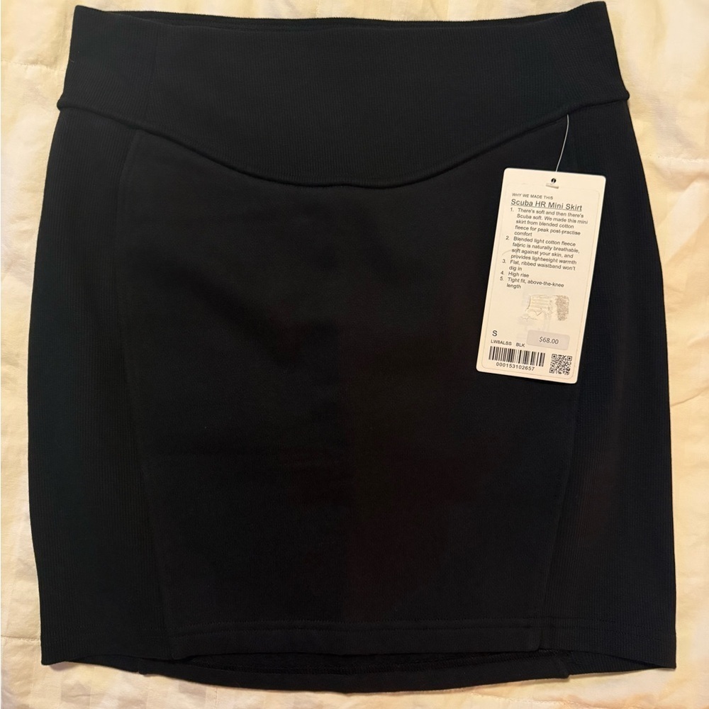 Scuba HR Mini Skirts, Size Small, NWT - Picture 6 of 8